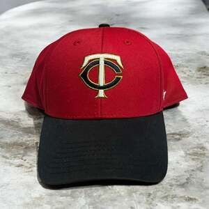 47 Brand MLB Minnesota Twins Red and Black Snapback Hat